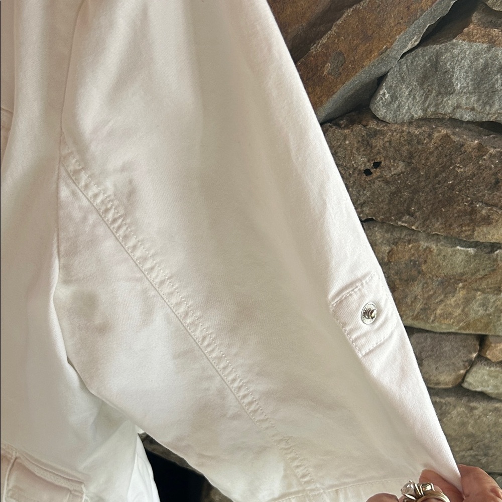 Dressbarn White Jean Jacket Size X-Large; Cropped Length; 3/4 Sleeve; 4 Pockets - Picture 8 of 16
